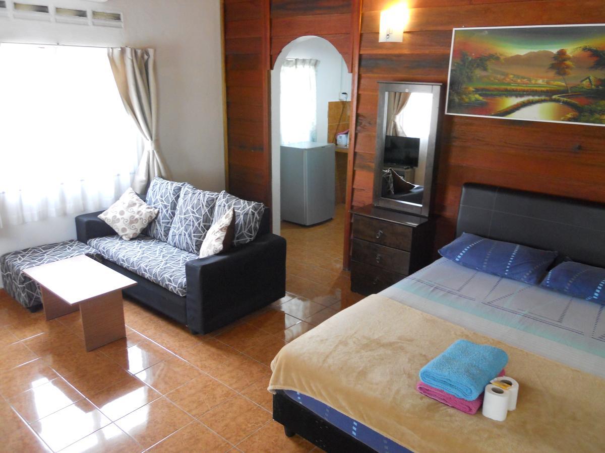 Rainbow Lodge Pantai Cenang  Eksteriør billede